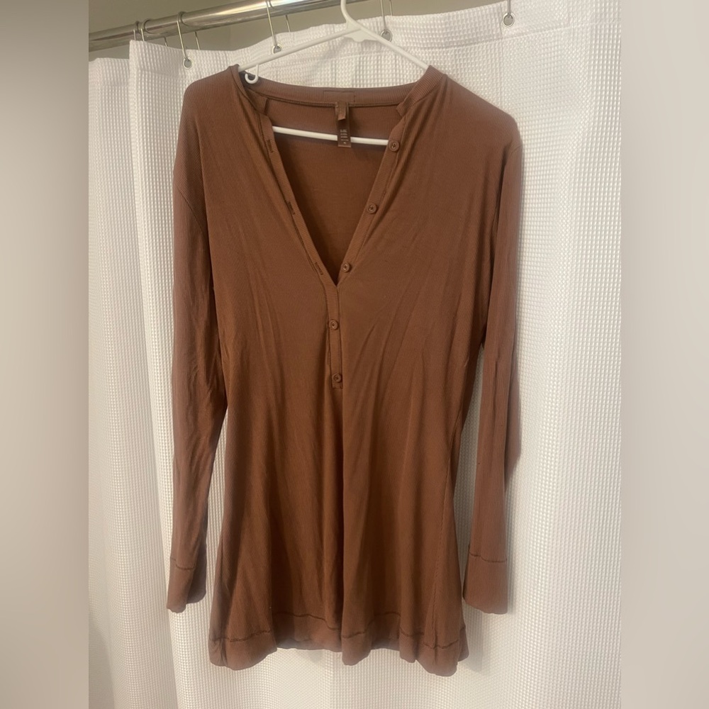 Skims short bodysuit